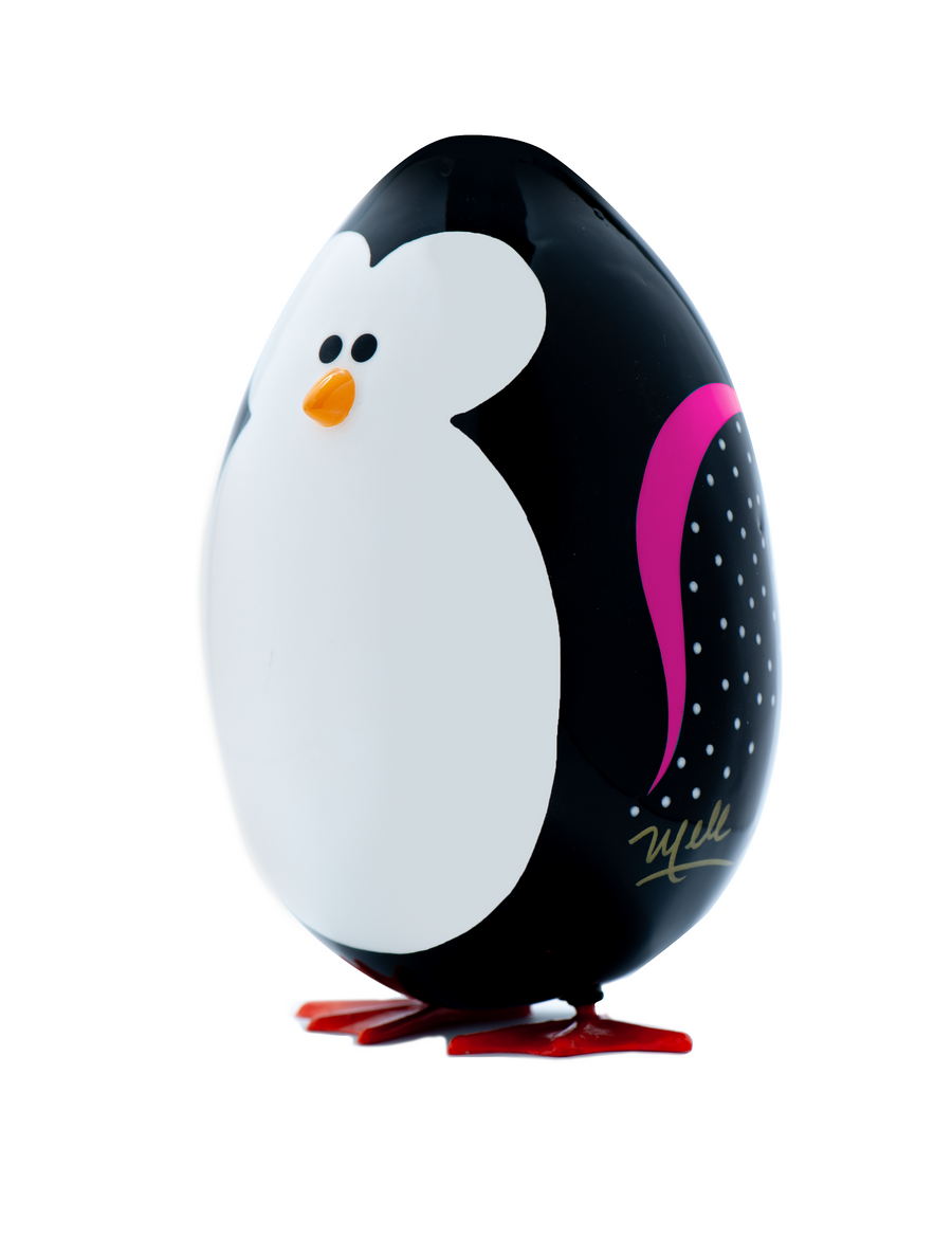 Fuchsia Penguin - Art by Mele